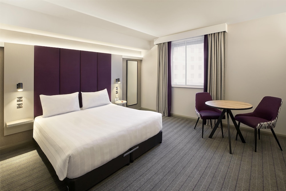 Premier Inn London Hanger Lane 3