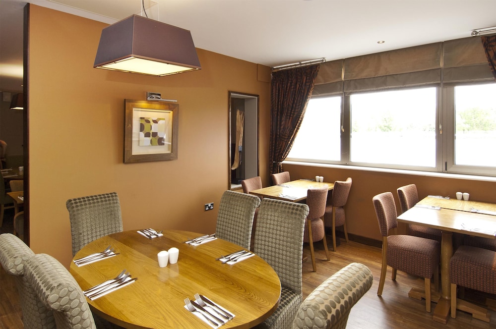 Premier Inn London Hanger Lane 20