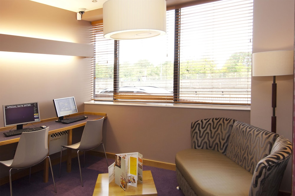 Premier Inn London Hanger Lane 22