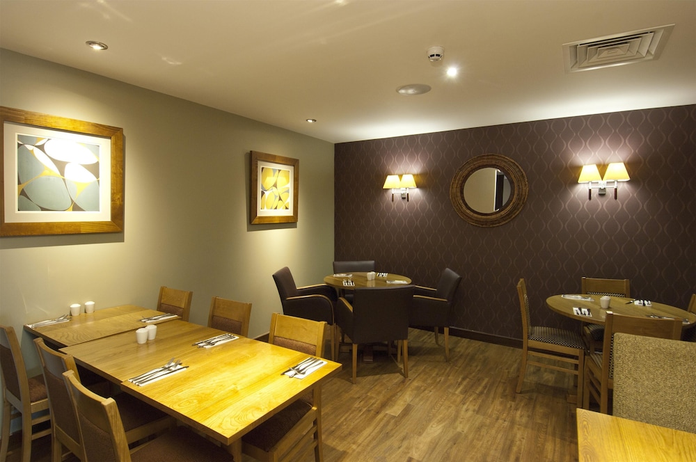 Premier Inn London Hanger Lane 21