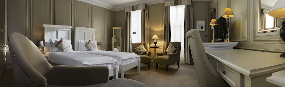 Vanbrugh House Hotel 11