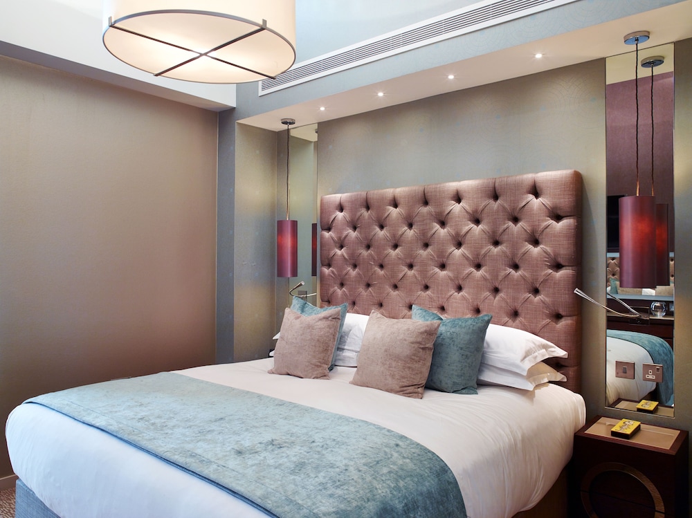 Cheval Three Quays 13