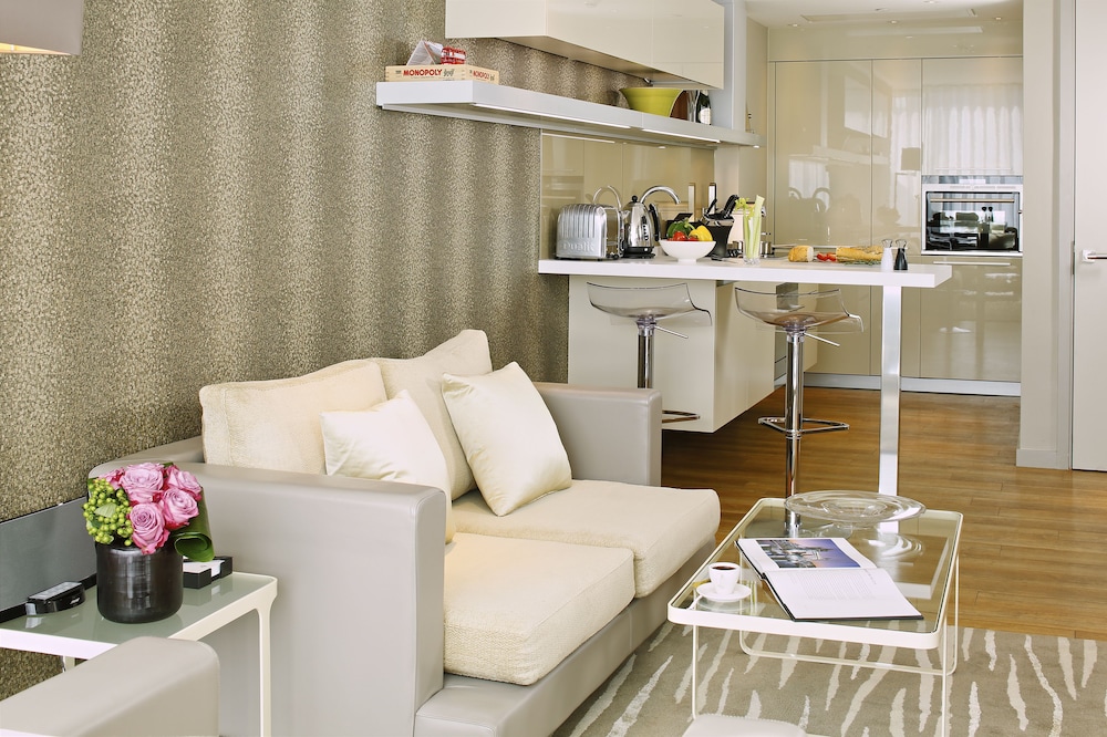 Cheval Three Quays 24