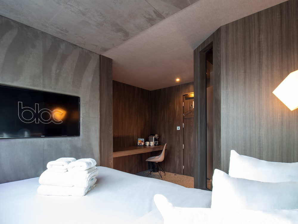 Bloc Hotel Gatwick 19