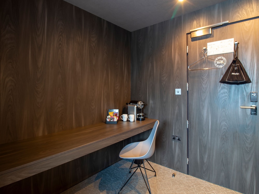 Bloc Hotel Gatwick 17