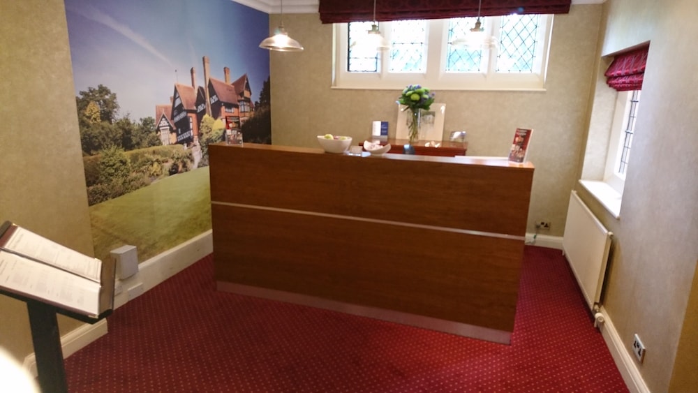 Best Western Plus Grim’s Dyke Hotel 2