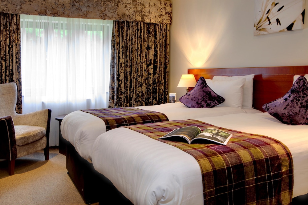Best Western Plus Grim’s Dyke Hotel 16