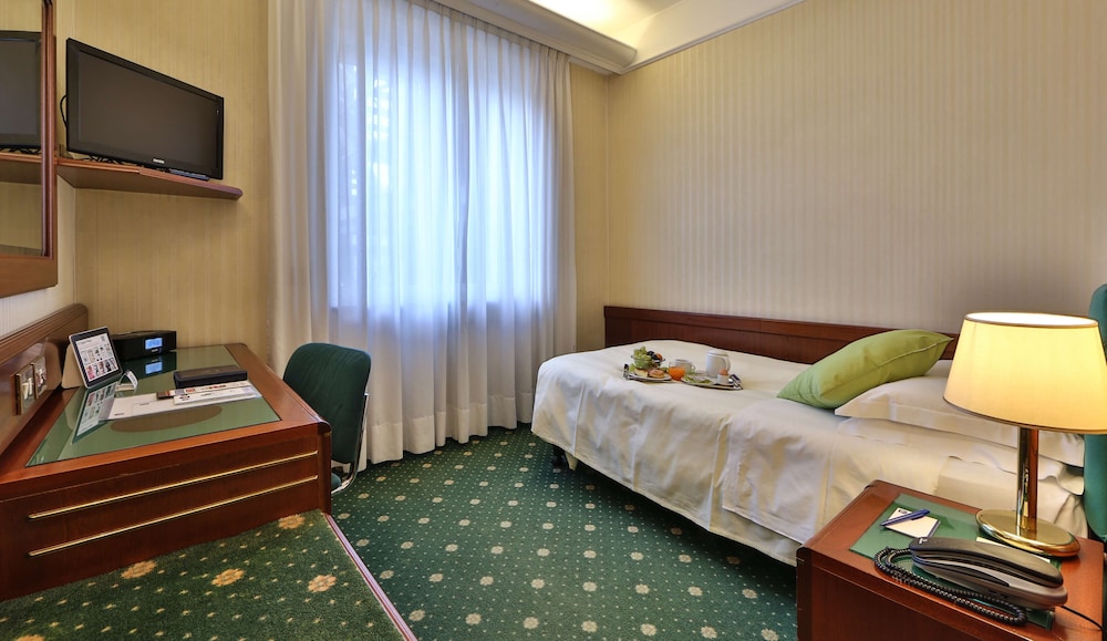 Hotel Astoria, Sure Hotel Collection by Best Western 9