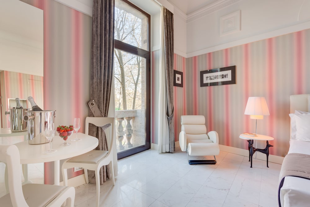 Grand Hotel Palace 4