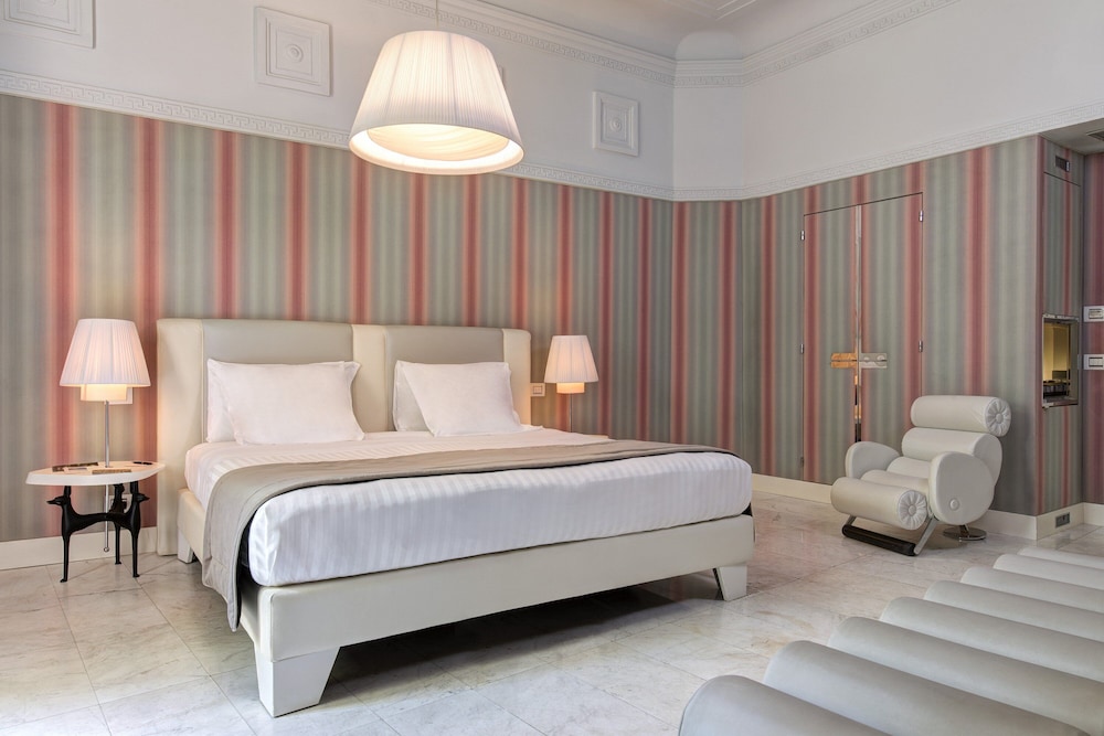 Grand Hotel Palace 18