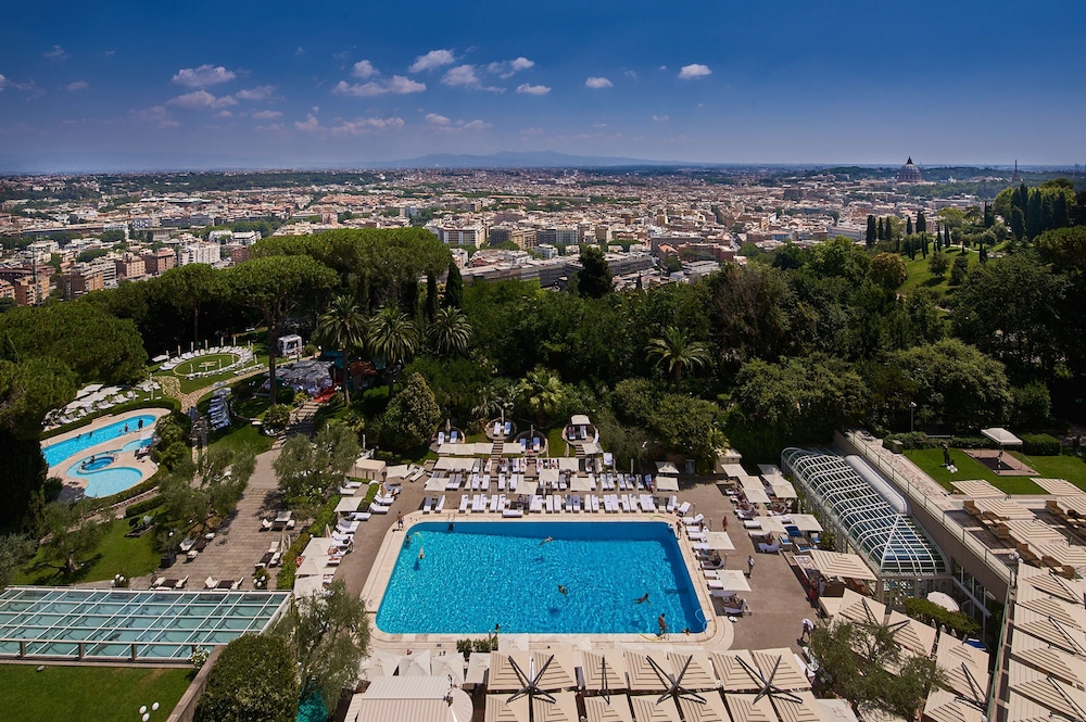 Rome Cavalieri a Waldorf Astoria Resort 1