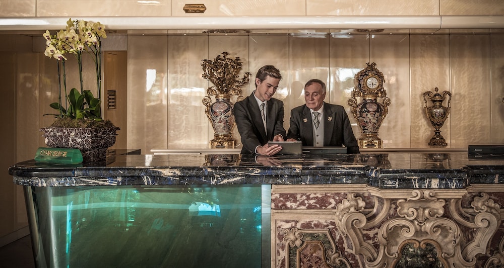 Rome Cavalieri a Waldorf Astoria Resort 21