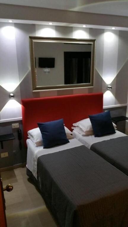Hotel Center 1&2 22
