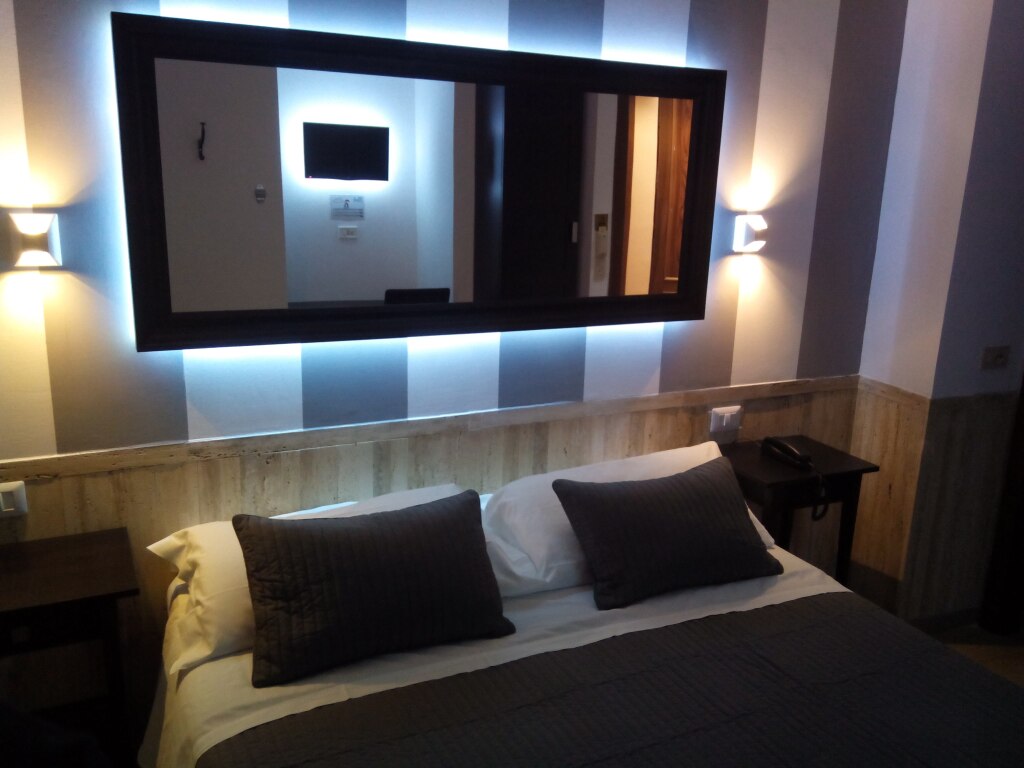 Hotel Center 1&2 3