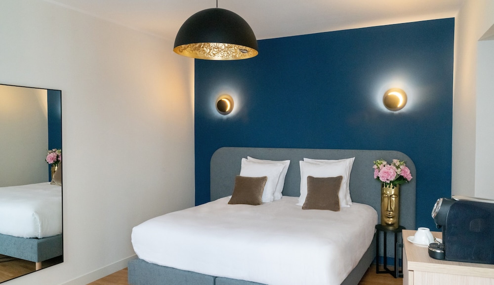 9Hotel Cesàri 8