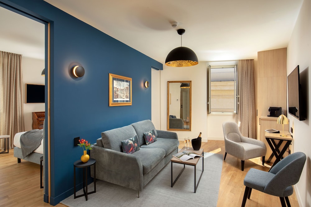 9Hotel Cesàri 24