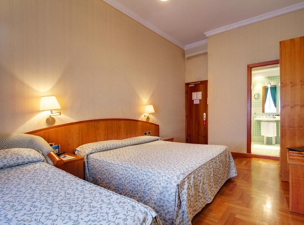 Hotel Corot 14