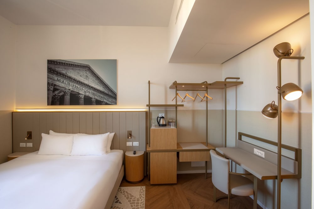 Cosmopolita Hotel Rome, Tapestry Collection by Hilton 15