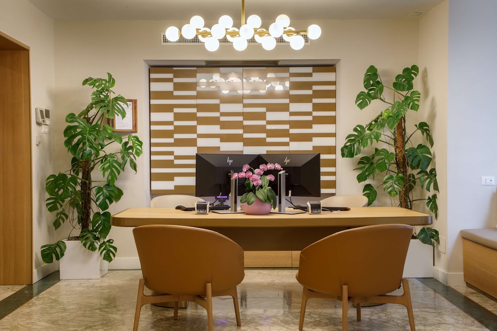 Cosmopolita Hotel Rome, Tapestry Collection by Hilton 7