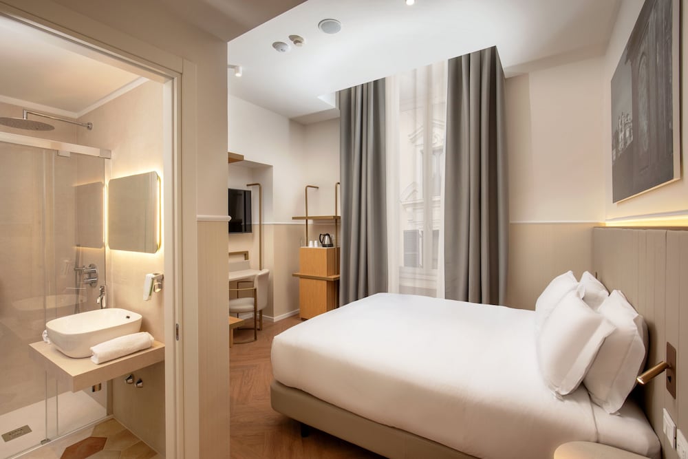 Cosmopolita Hotel Rome, Tapestry Collection by Hilton 13