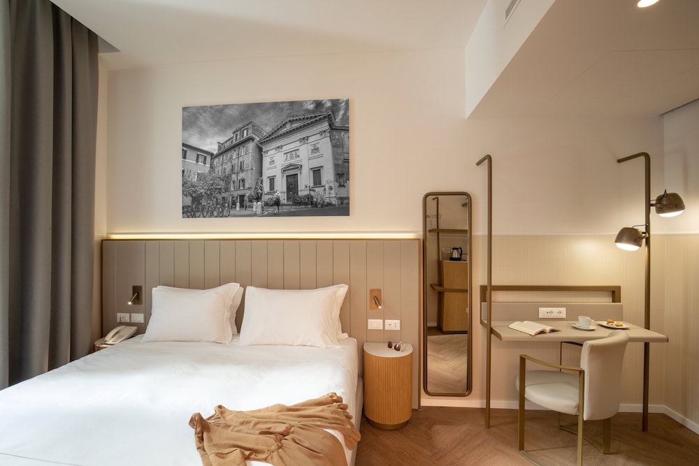 Cosmopolita Hotel Rome, Tapestry Collection by Hilton 12