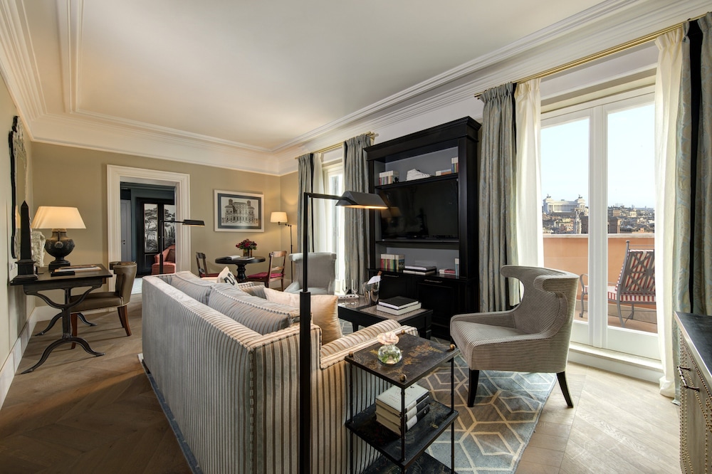 Hotel de la Ville, a Rocco Forte Hotel 14