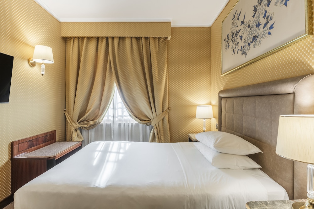 Doria Grand Hotel 18