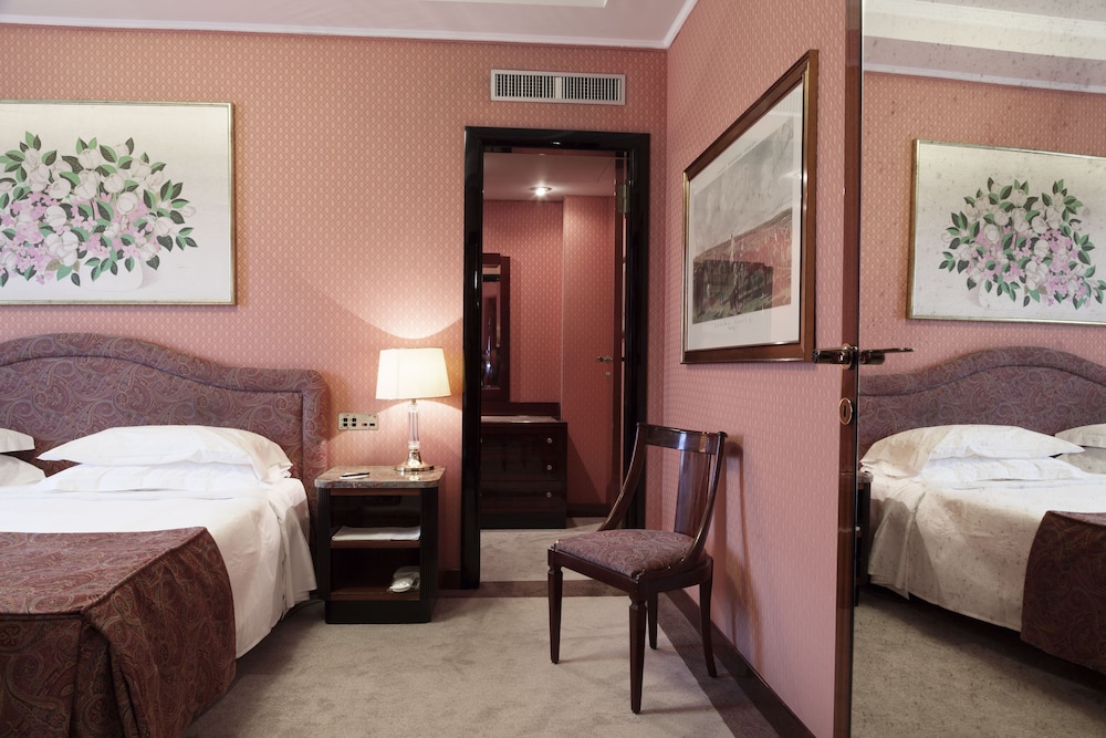 Doria Grand Hotel 8