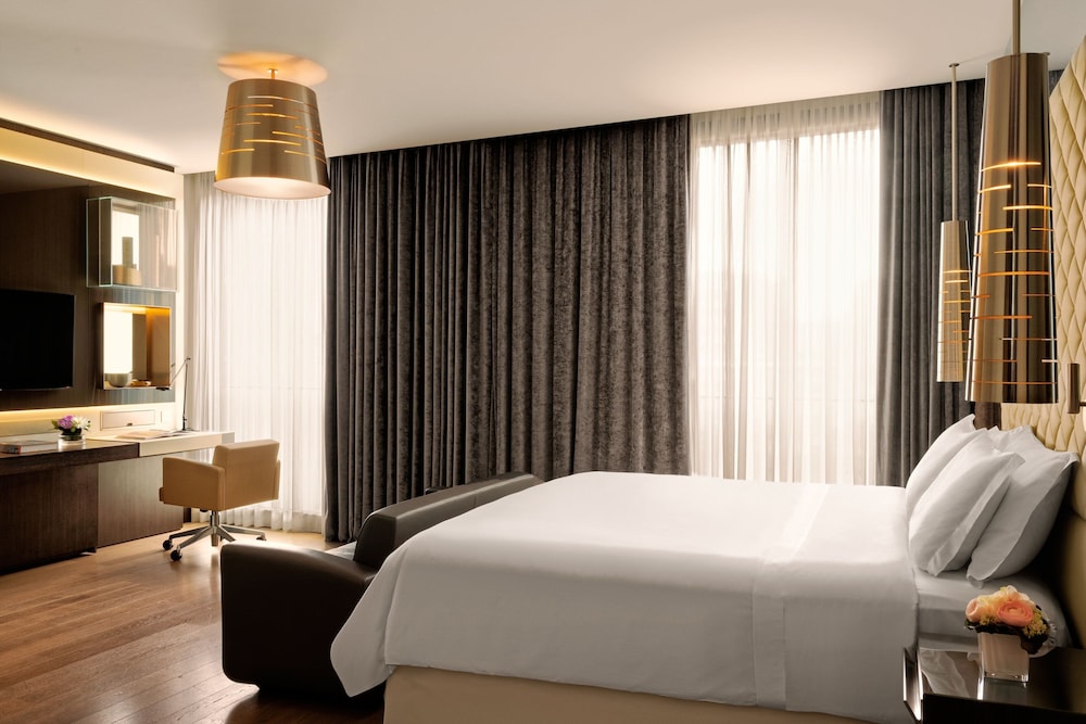 Excelsior Hotel Gallia, a Luxury Collection Hotel 17