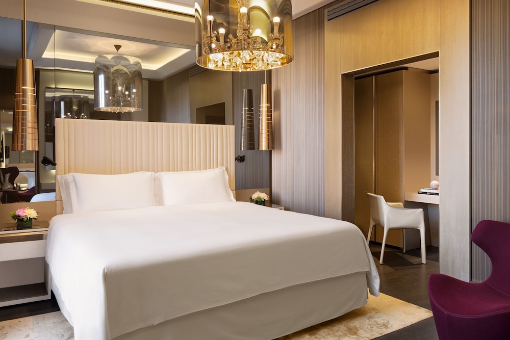 Excelsior Hotel Gallia, a Luxury Collection Hotel 22