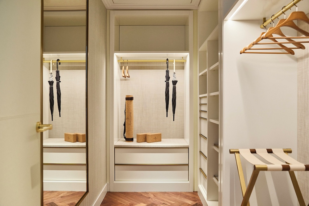 Four Seasons Hotel Milano 16