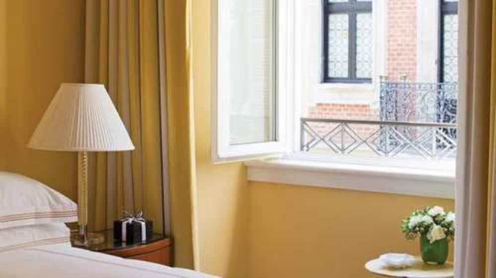 Four Seasons Hotel Milano 6