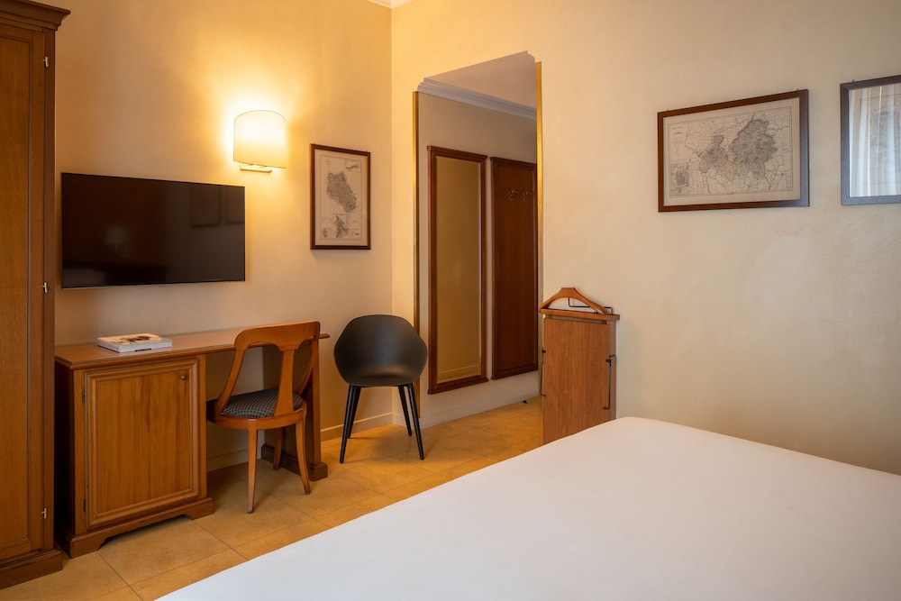 UNAHOTELS Galles Milano 9