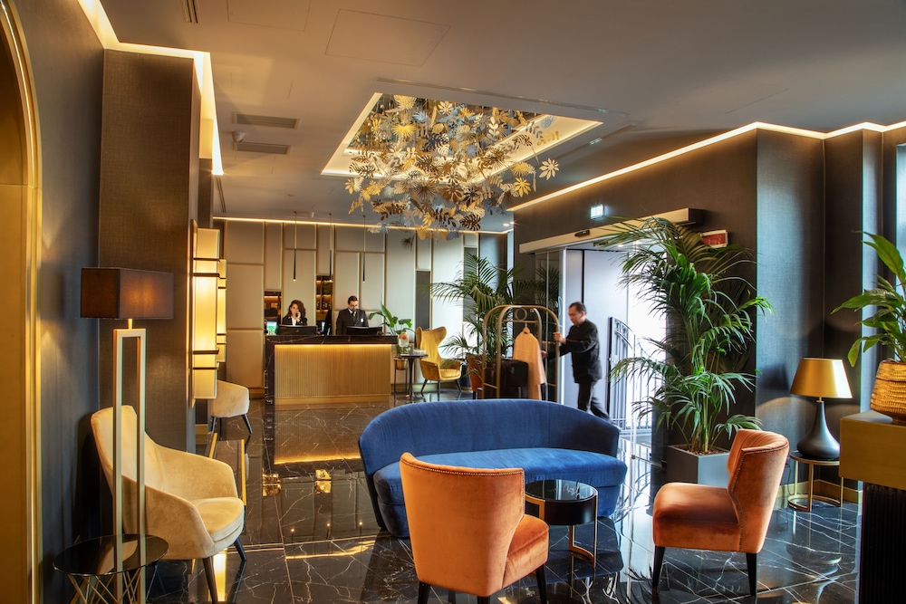 The Major Hotel 8
