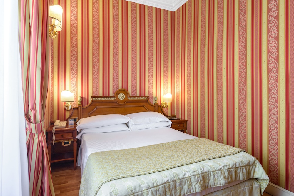 Gambrinus Hotel 12