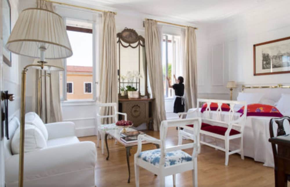 Grand Hotel Plaza 9