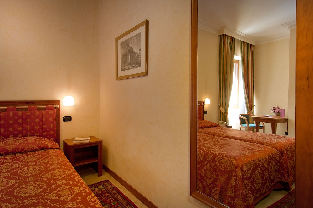 Residenza Paolo VI 12
