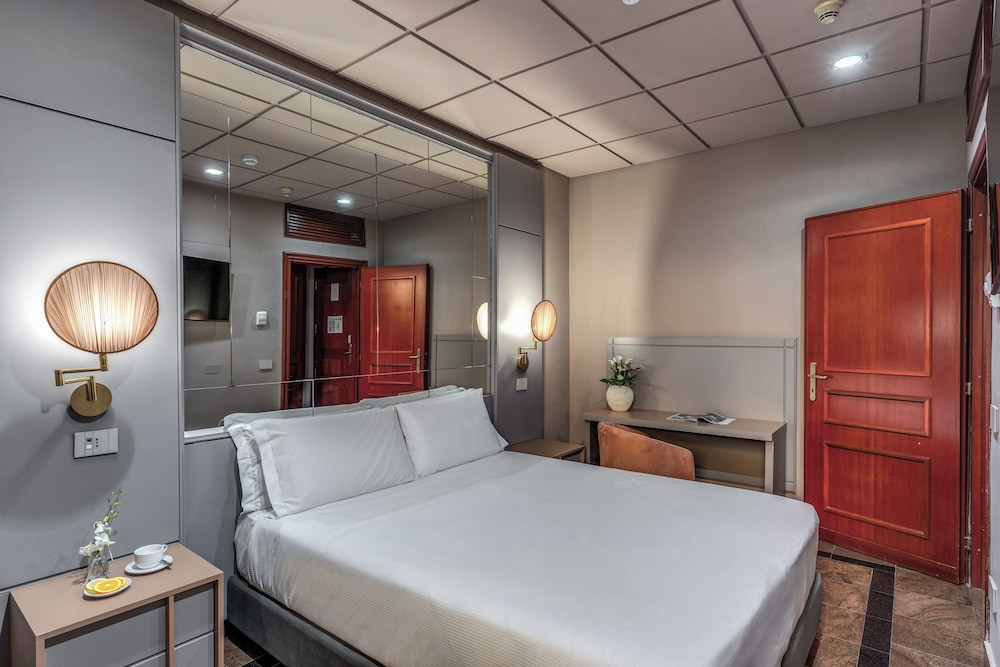 Hotel Madison Roma 13