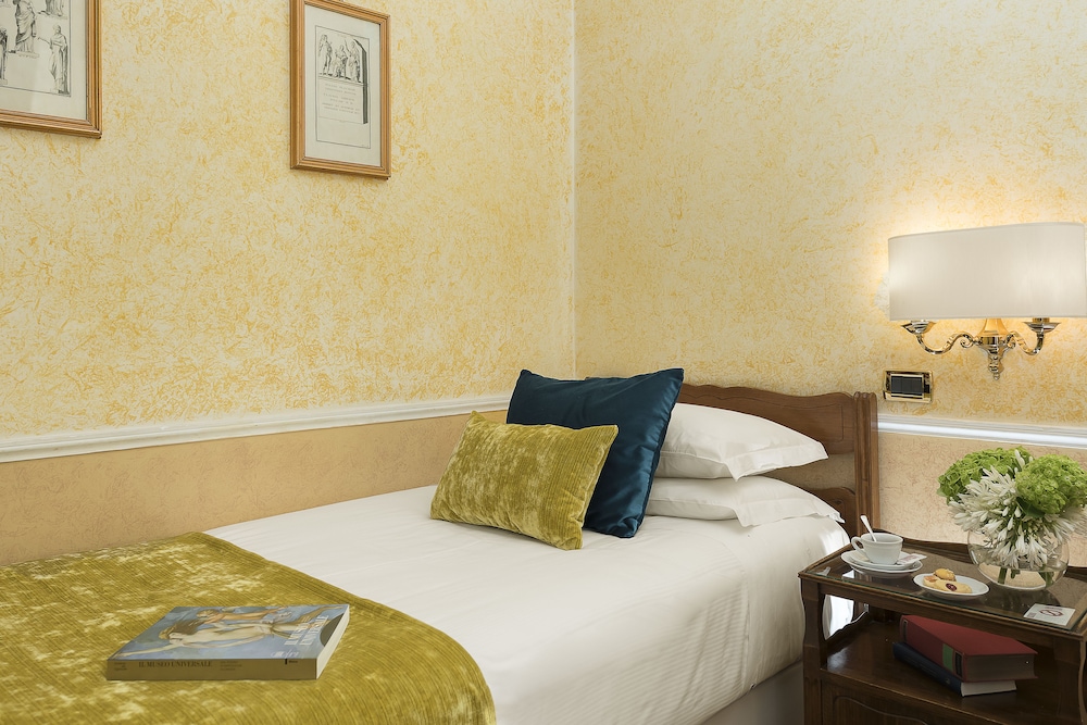 Bettoja Hotel Massimo D'Azeglio 8