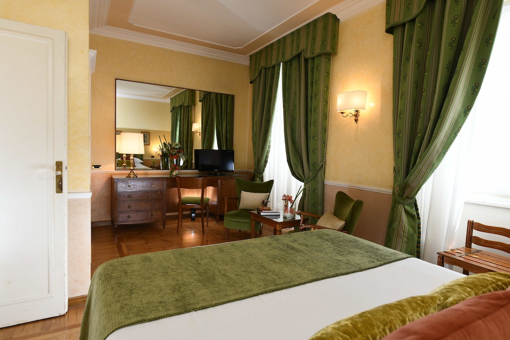 Bettoja Hotel Massimo D'Azeglio 14