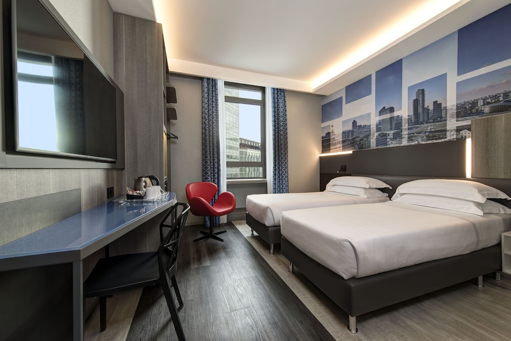 iQ Hotel Milano 11