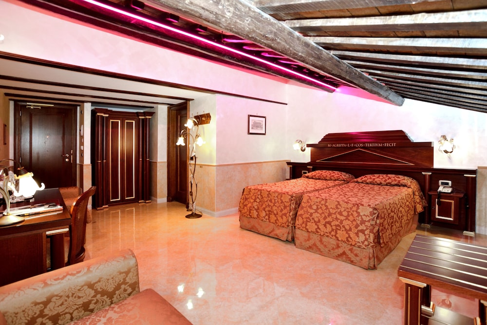 Hotel Pantheon 9