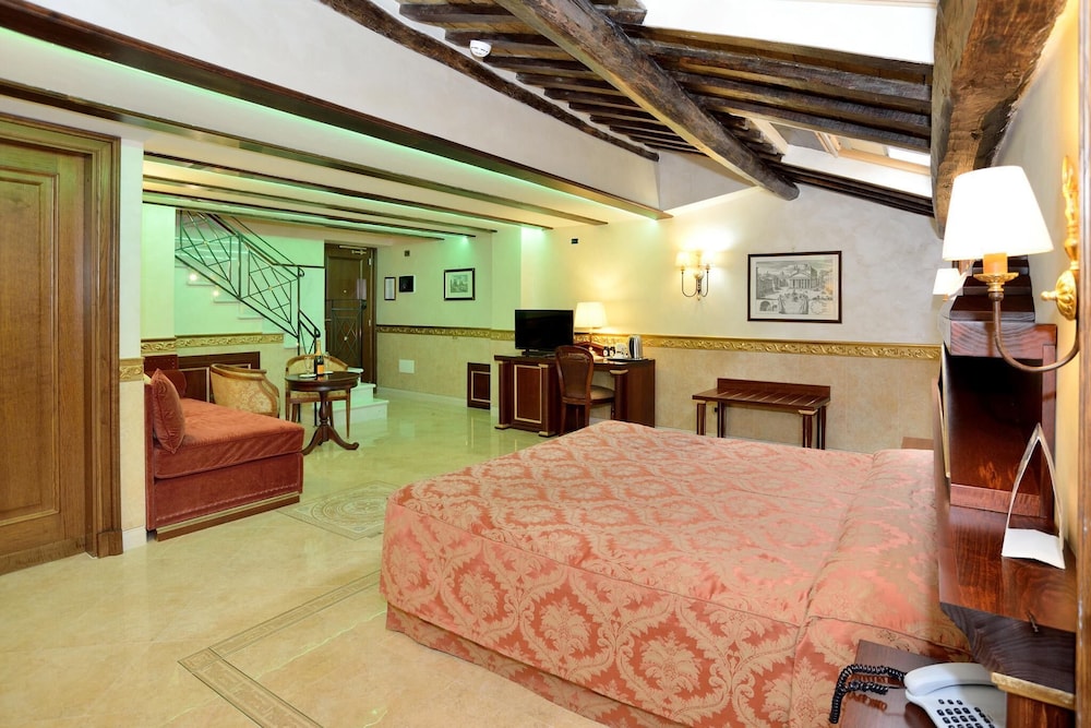Hotel Pantheon 18