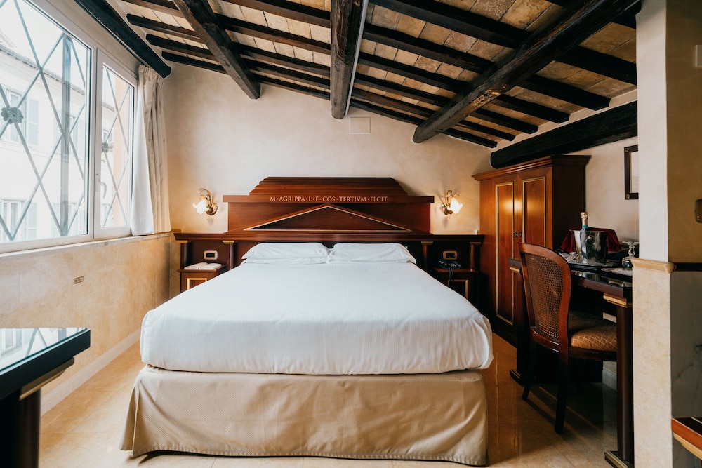Hotel Pantheon 21