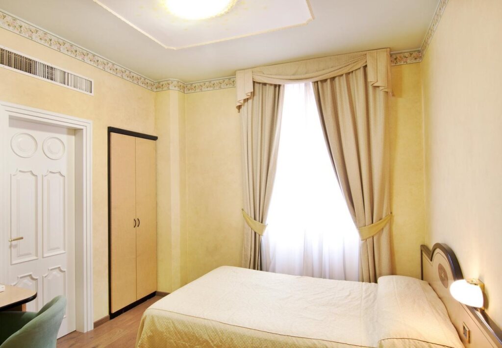 Puccini Hotel Milan, Tapestry Collection by Hilton 5