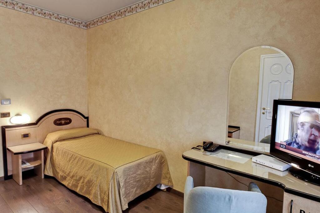 Puccini Hotel Milan, Tapestry Collection by Hilton 14