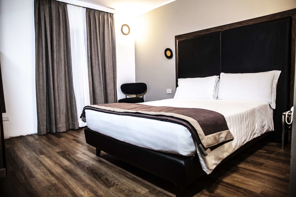 Al Manthia Hotel 10