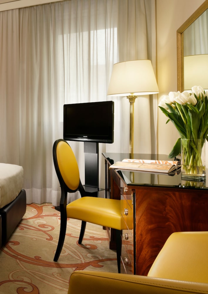 UNAHOTELS Scandinavia Milano 7