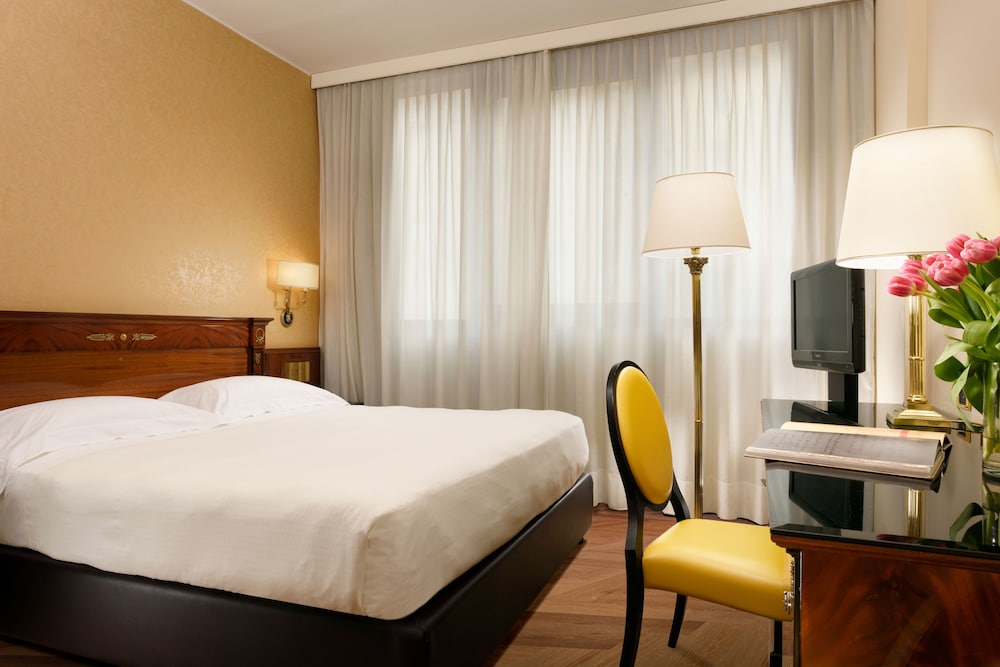 UNAHOTELS Scandinavia Milano 13