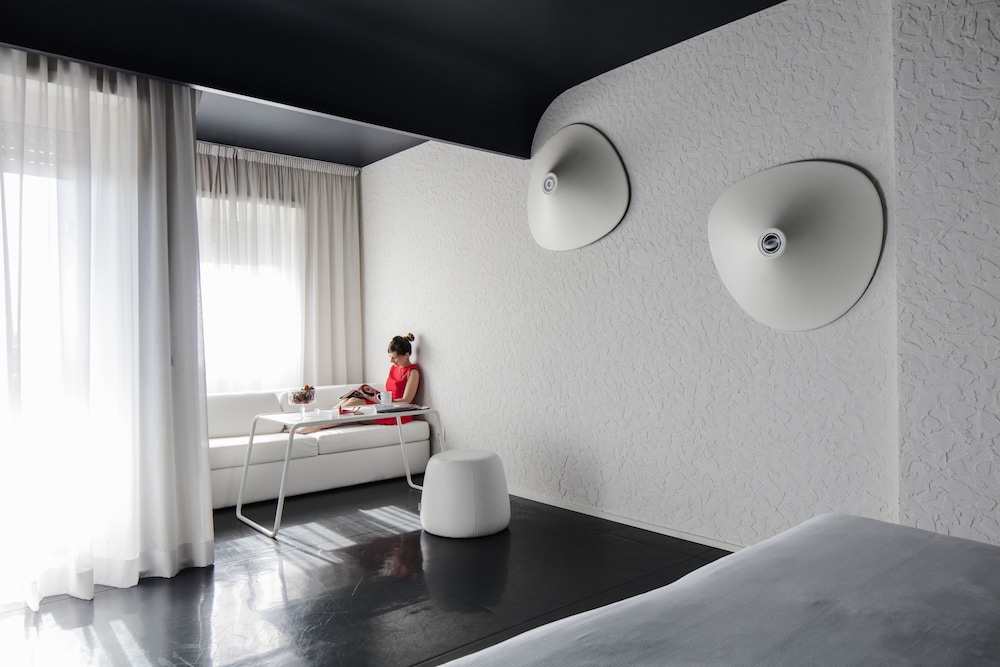 Hotel Ripa Roma 18